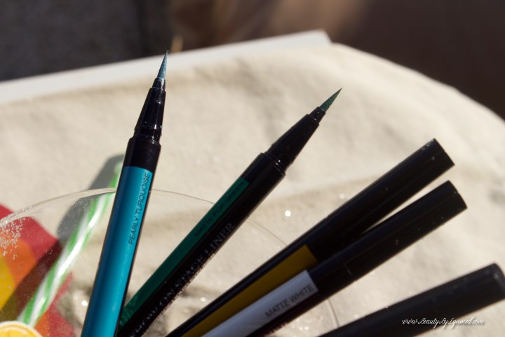 Diorshow On Stage Liner 