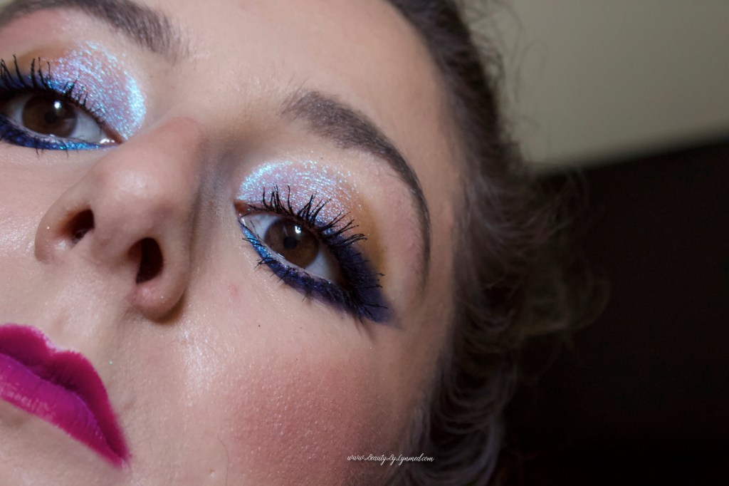 Oeil avec maquillage 