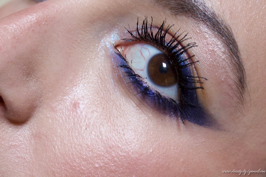 Oeil avec maquillage 